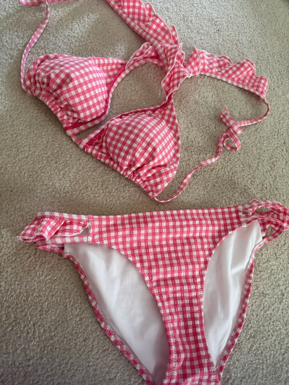 Jessica Simpson ruffle bikini